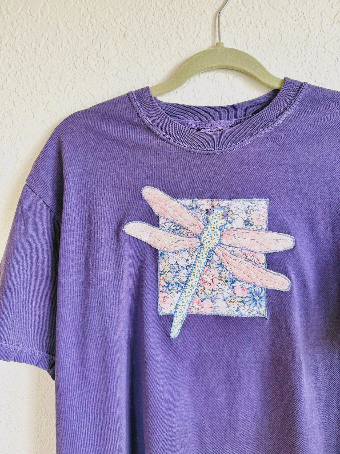 Grape Dragonfly Tee (L)
