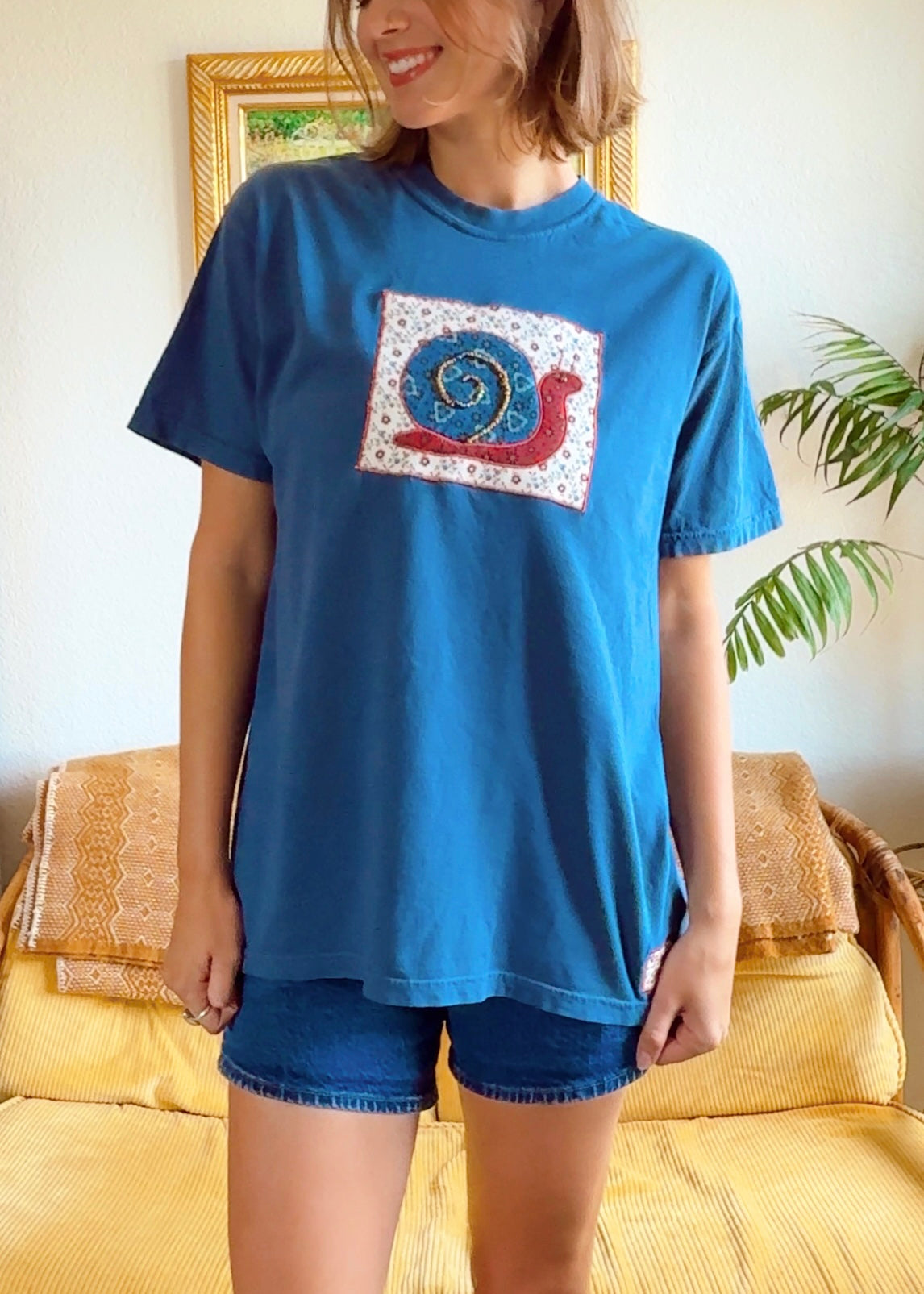 Blue Snail Tee (L)