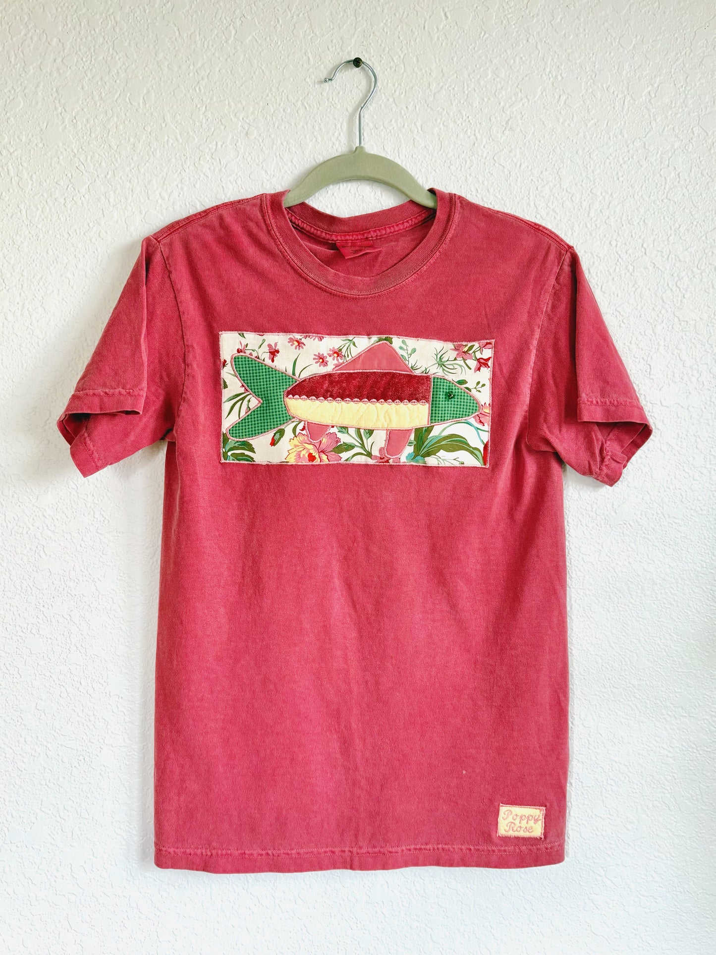 Raspberry Fish Tee (S)