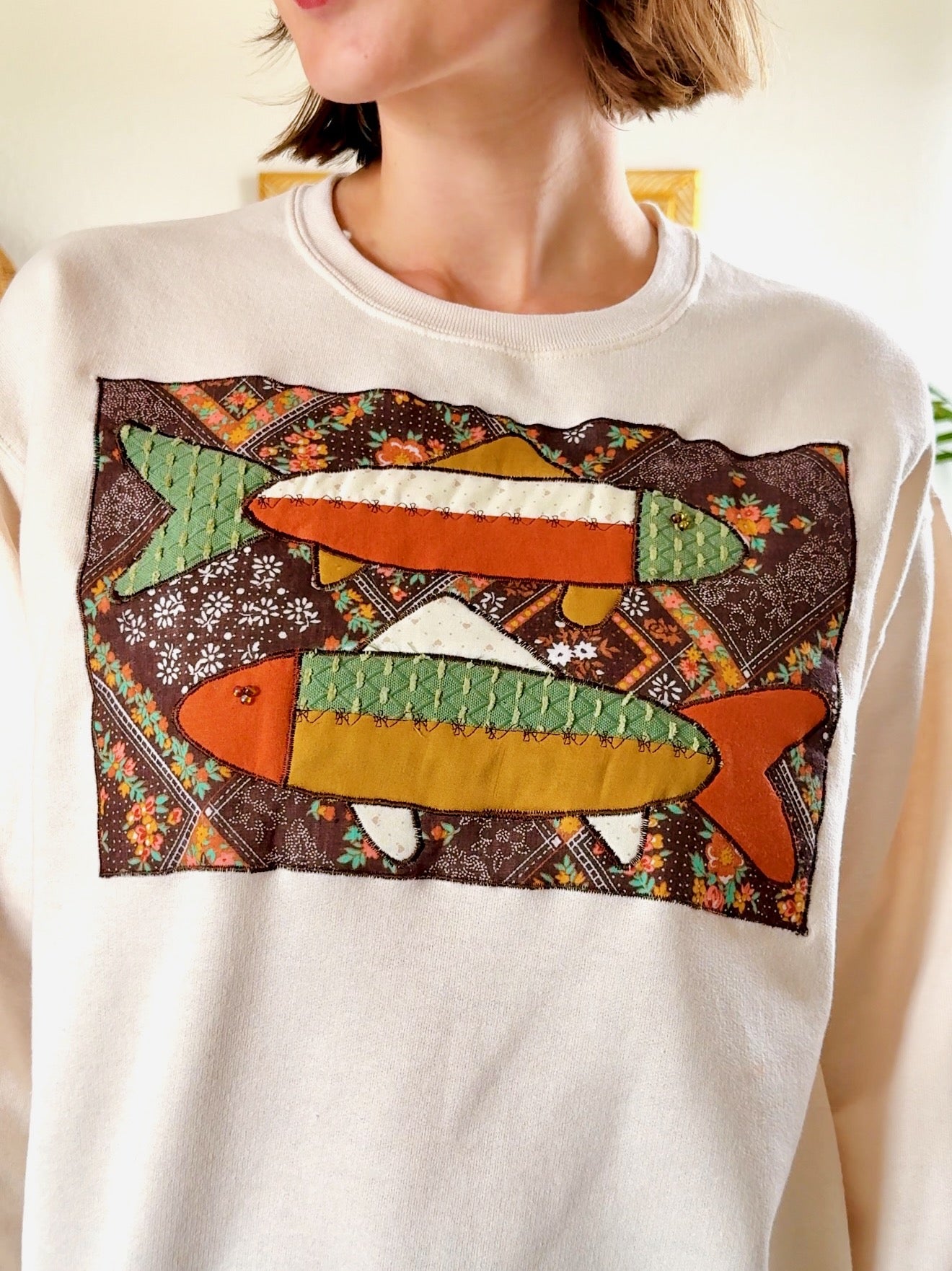 70’s Retro Fish Crewneck Sweatshirt (M)