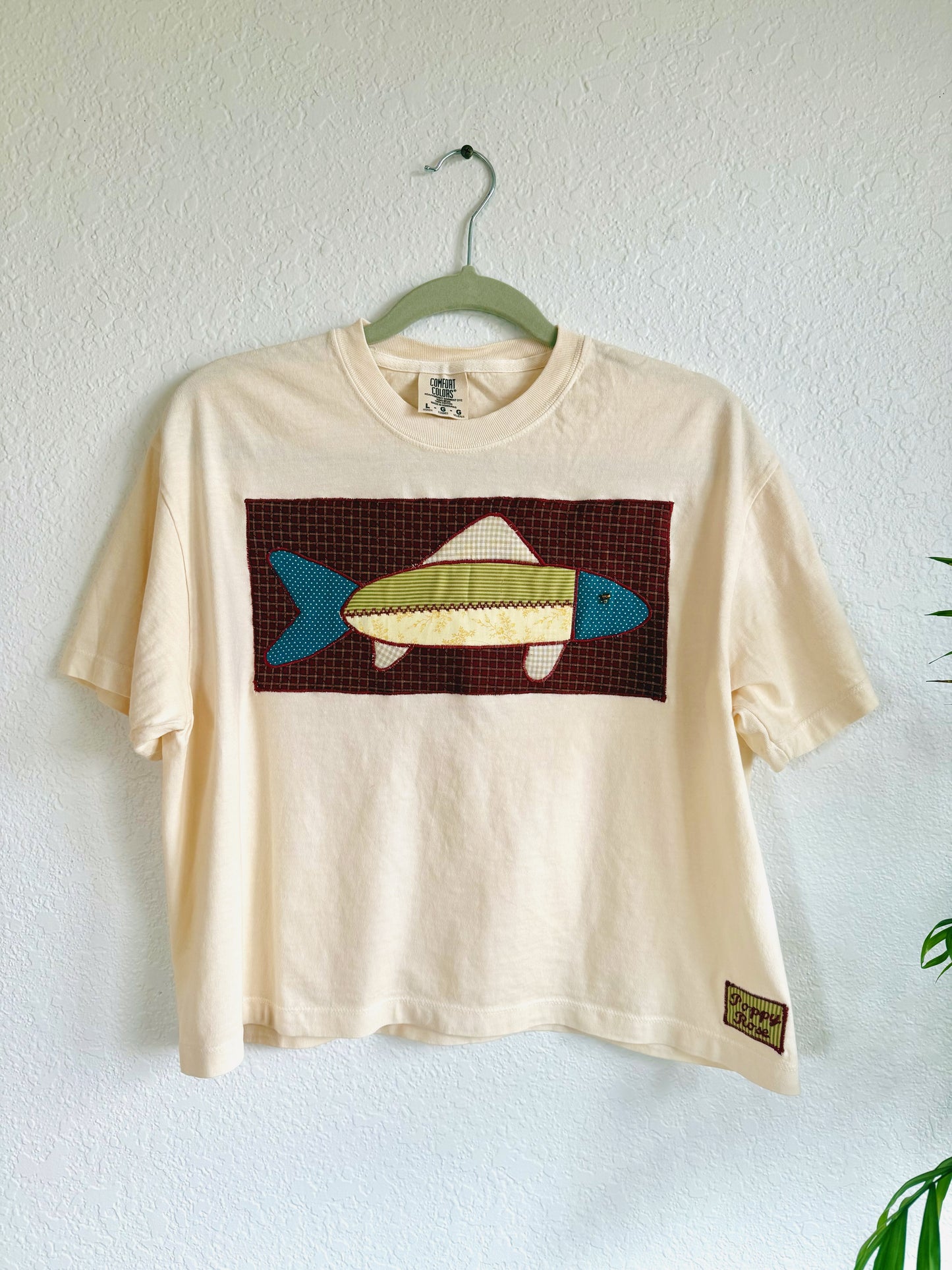 Boxy Fish Tee (L)