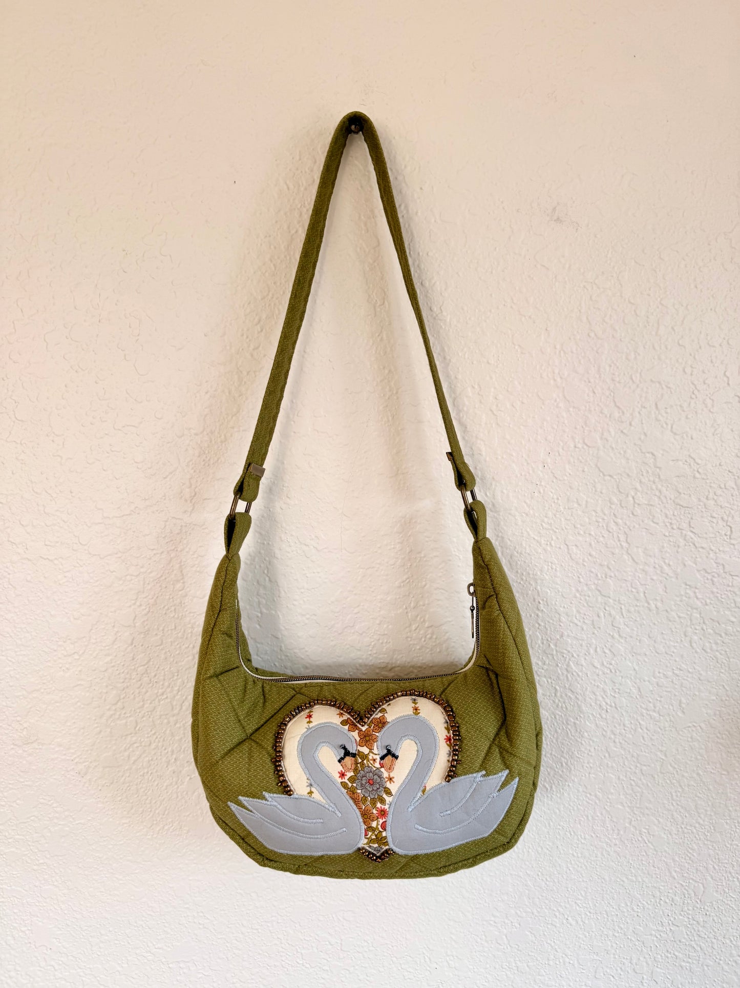 Garden Swan Purse