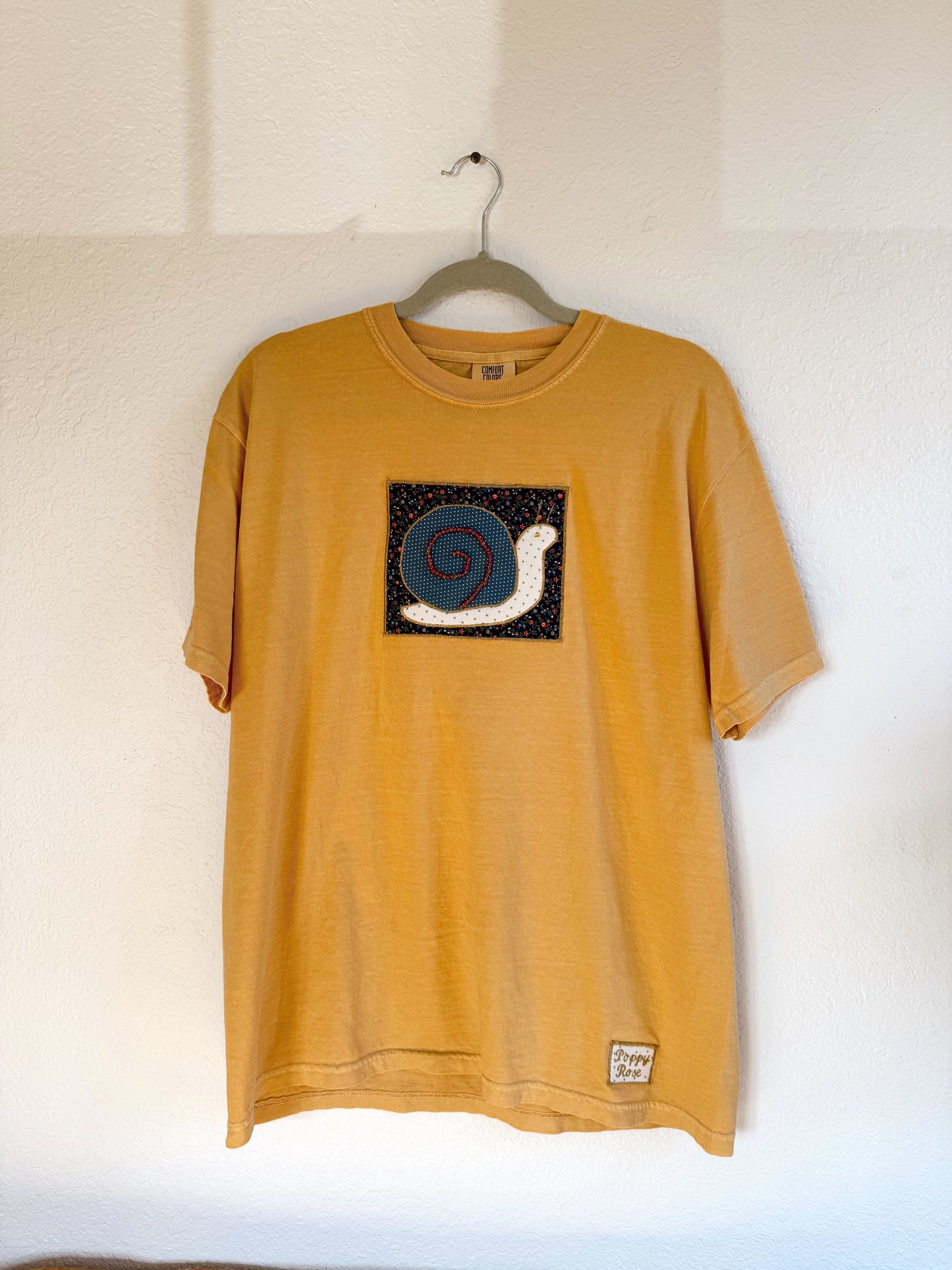 Yellow Snail Tee (L)