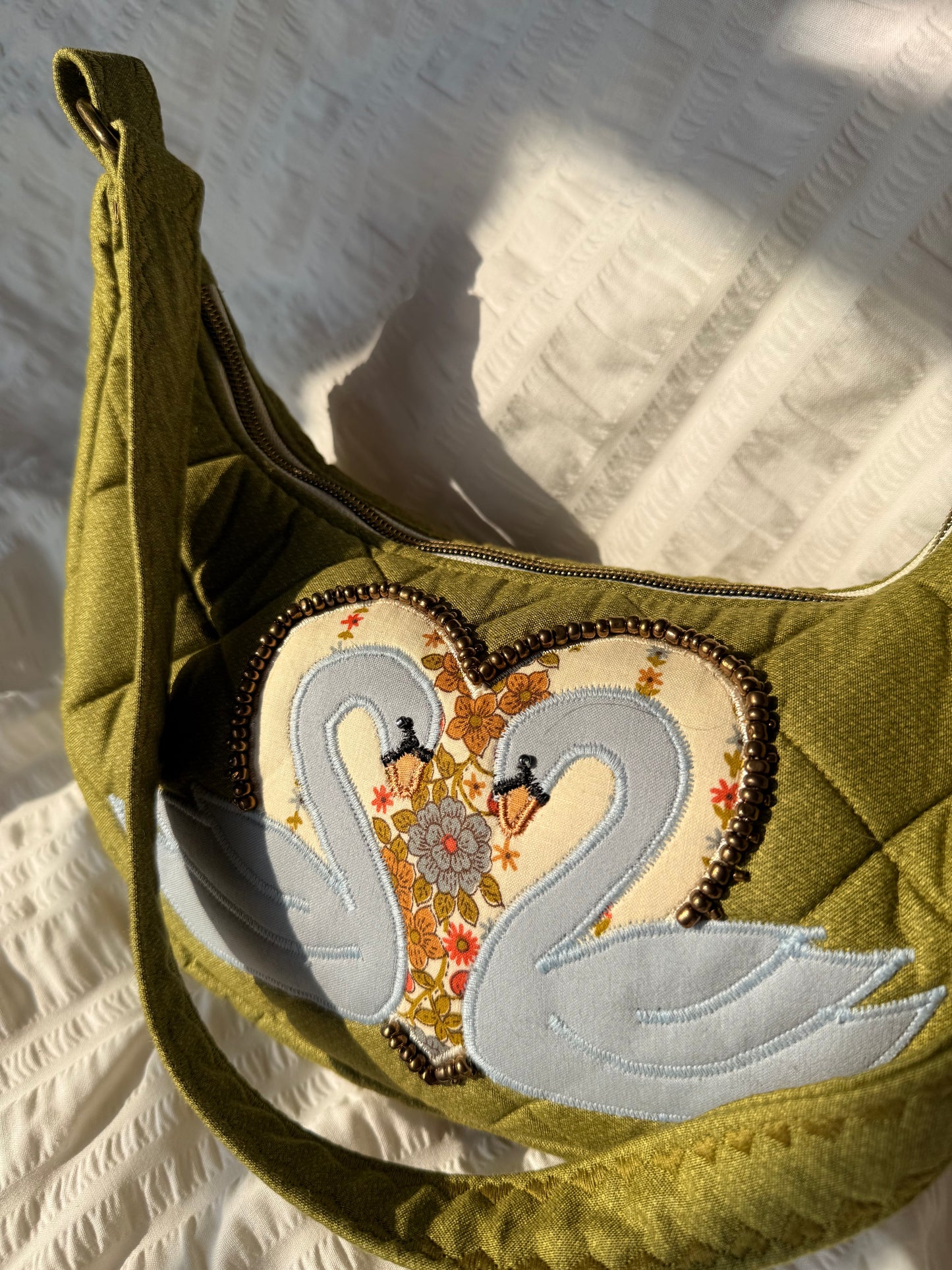 Garden Swan Purse