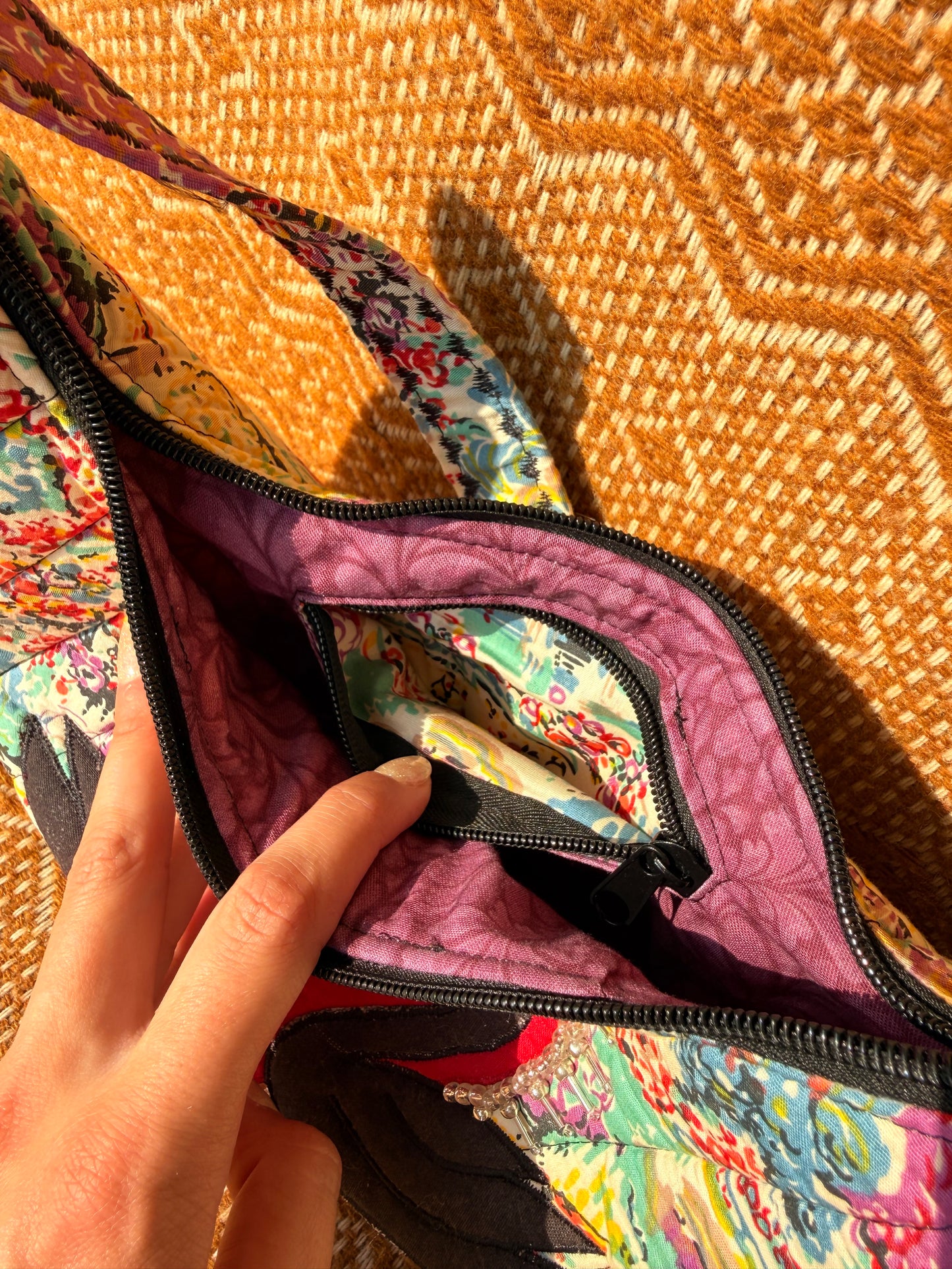 City Scene Swan Purse