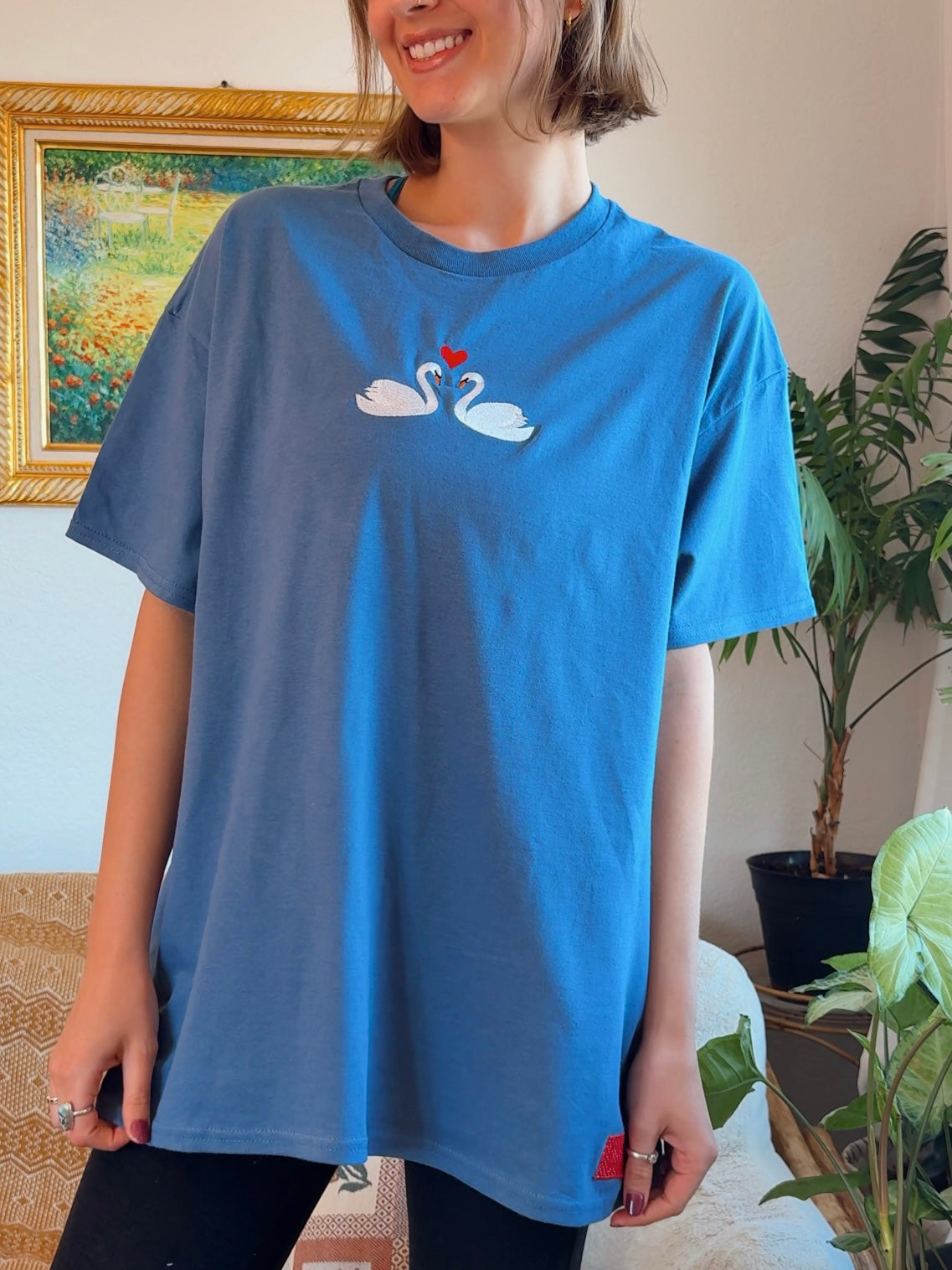 Lagoon Swan Tee (XL)