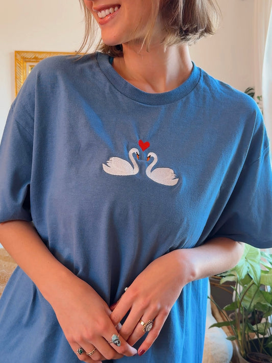 Lagoon Swan Tee (XL)