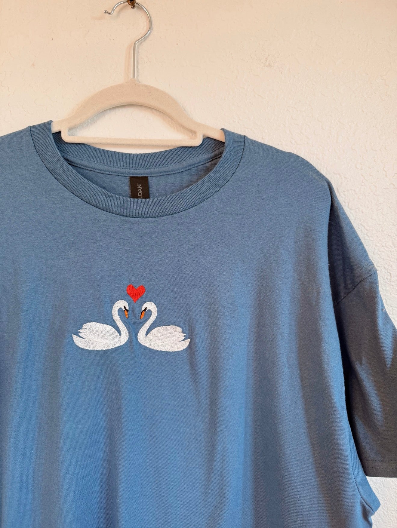 Lagoon Swan Tee (XL)